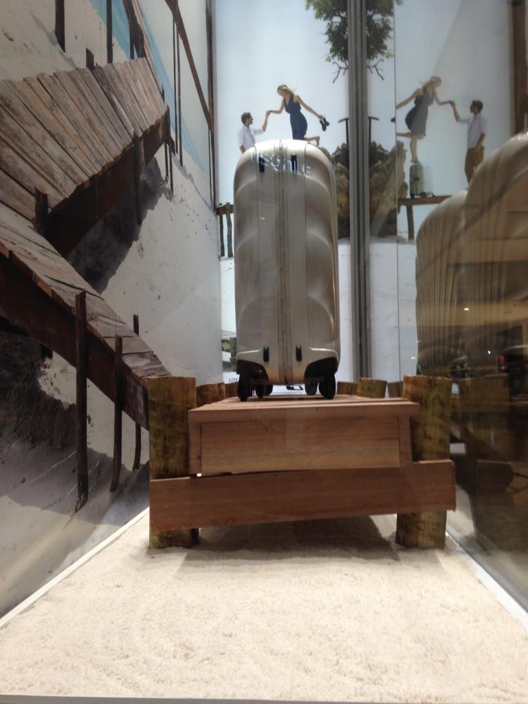 Vitrine Samsonite